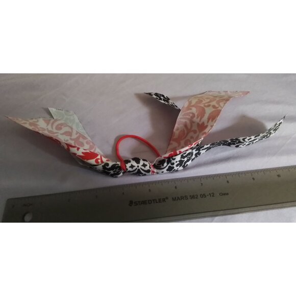 Vintage Fabric Hair Tie Bow with Decorative Damask Patterns Red and Black Ribbon - Picture 2 of 2